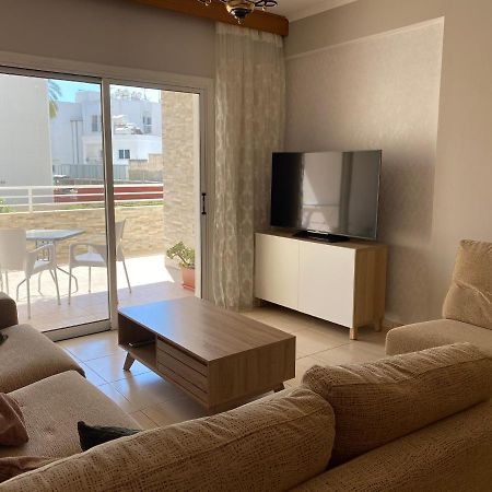 Apartament Holiday City Center Larnaca Zewnętrze zdjęcie
